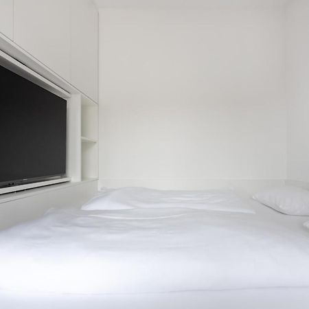 ウィーンRuhig, Hell Und Neu Mit Garageアパートメント エクステリア 写真