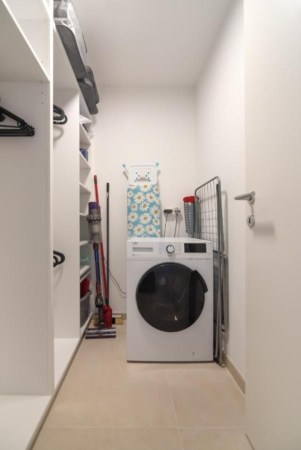 ウィーンRuhig, Hell Und Neu Mit Garageアパートメント エクステリア 写真